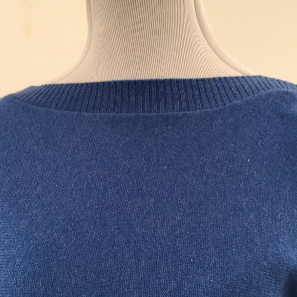 ✅ SOLD Blue 100% Cashmere Sweater - Picture 2 of 8
